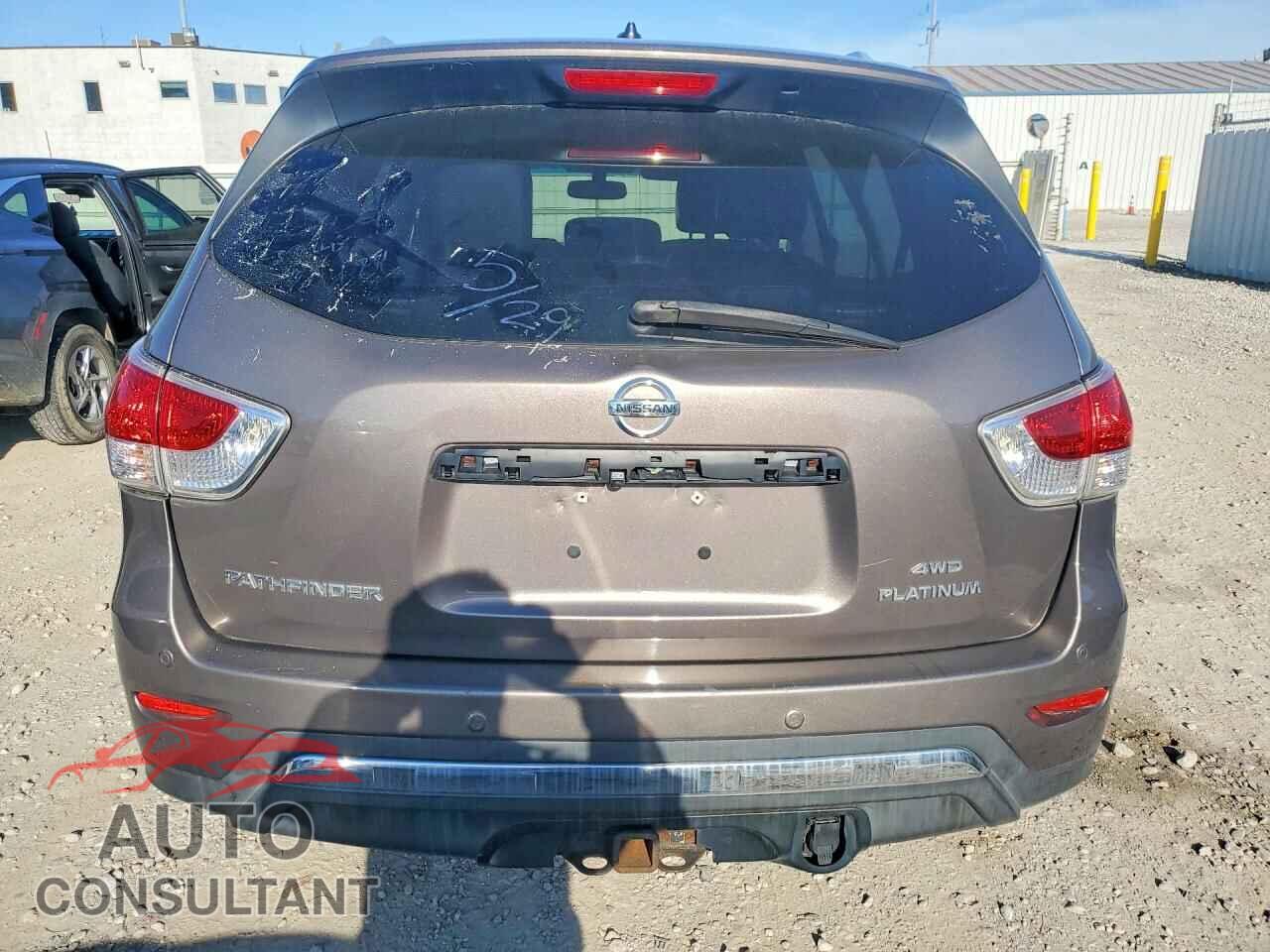 NISSAN PATHFINDER 2013 - 5N1AR2MM1DC674144