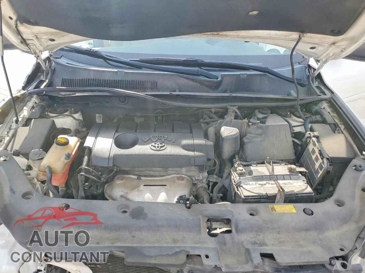 TOYOTA RAV4 2011 - 2T3BF4DV3BW124900