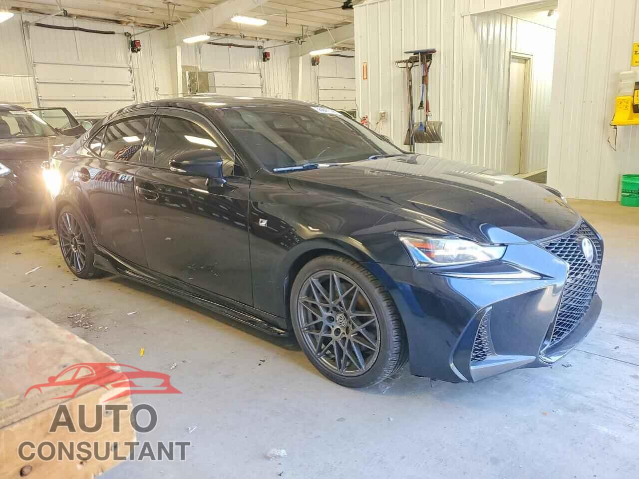 LEXUS IS 2017 - JTHCE1D2XH5013495