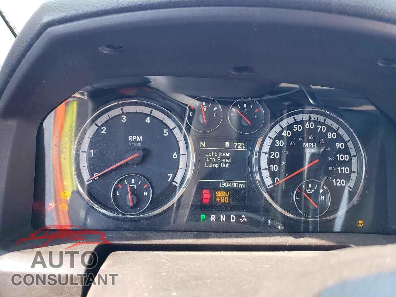 DODGE RAM 1500 2012 - 1C6RD7LT6CS142606