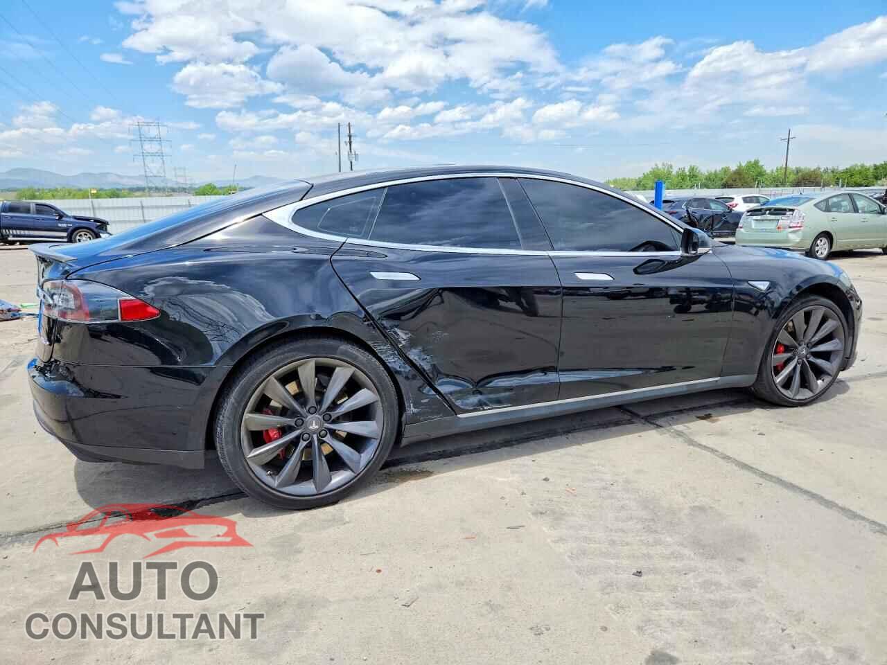 TESLA MODEL S 2014 - 5YJSA1H27EFP68178