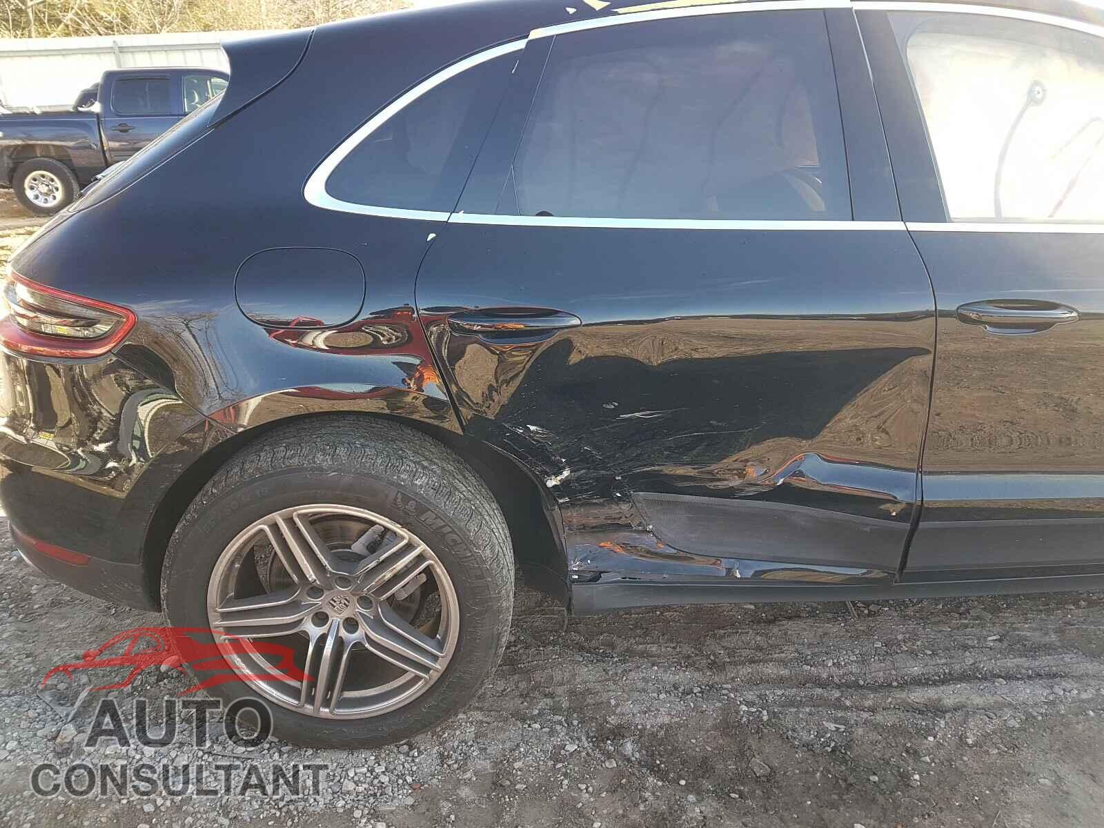 PORSCHE MACAN 2017 - WP1AB2A54HLB10689