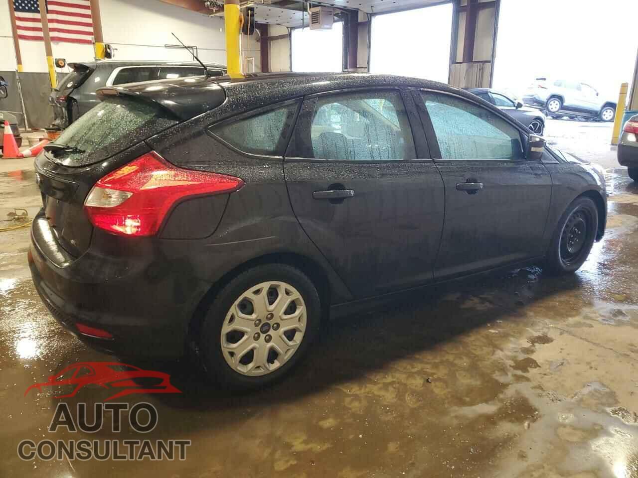 FORD FOCUS 2012 - 1FAHP3K24CL407570