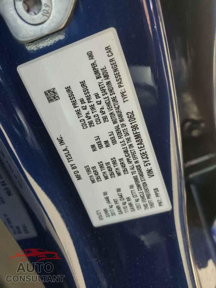 TESLA MODEL 3 2021 - 5YJ3E1EA8MF981062