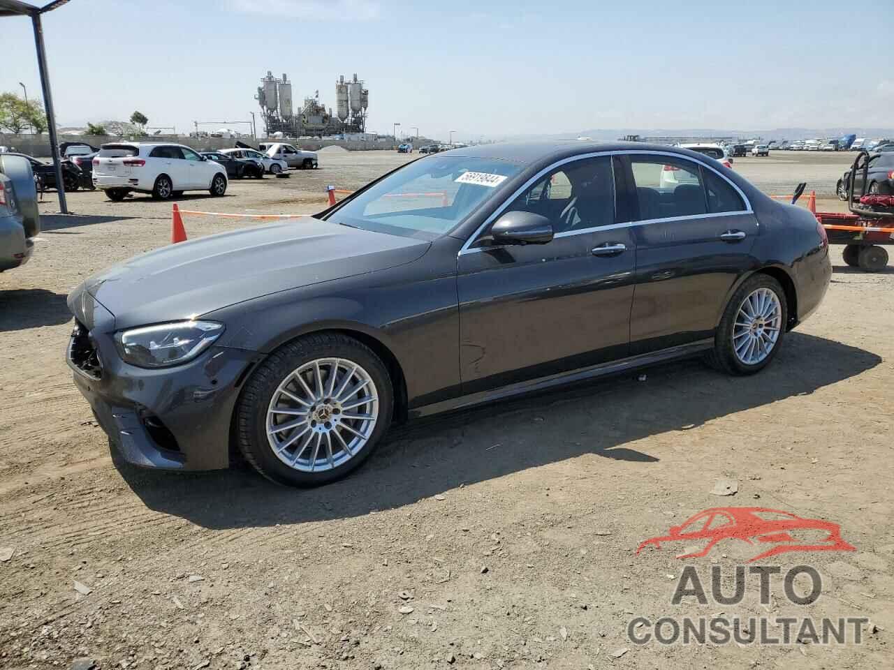 MERCEDES-BENZ E-CLASS 2021 - W1KZF8DB2MA928222