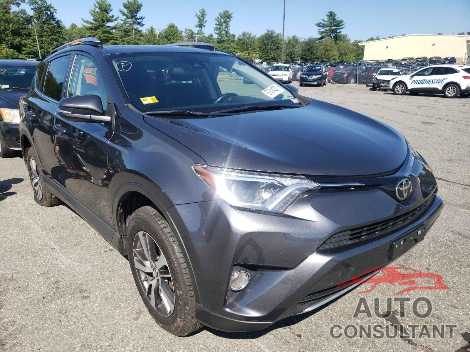 TOYOTA RAV4 2017 - JTMRFREV4HJ123465