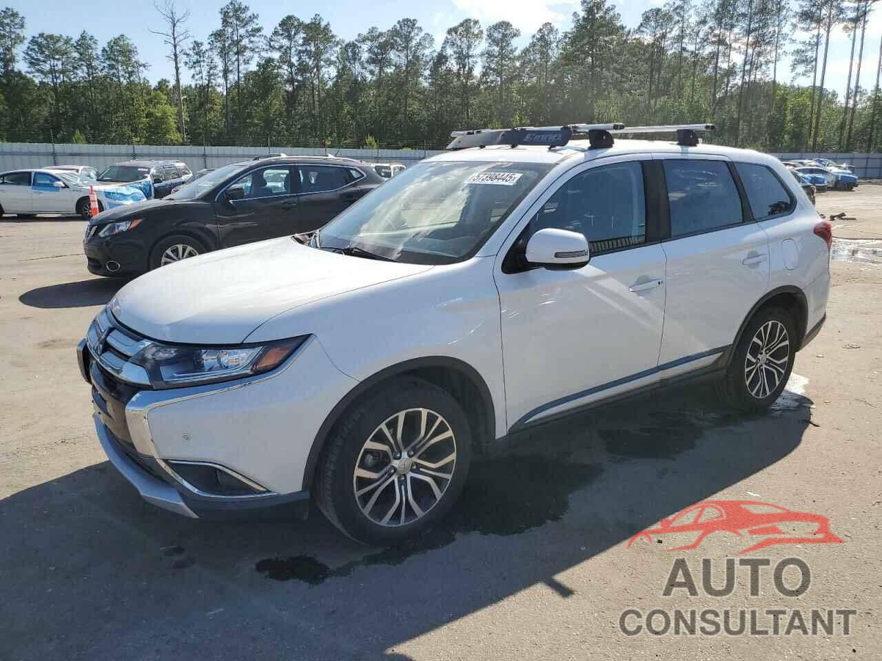 MITSUBISHI OUTLANDER 2018 - JA4AD3A39JZ052124