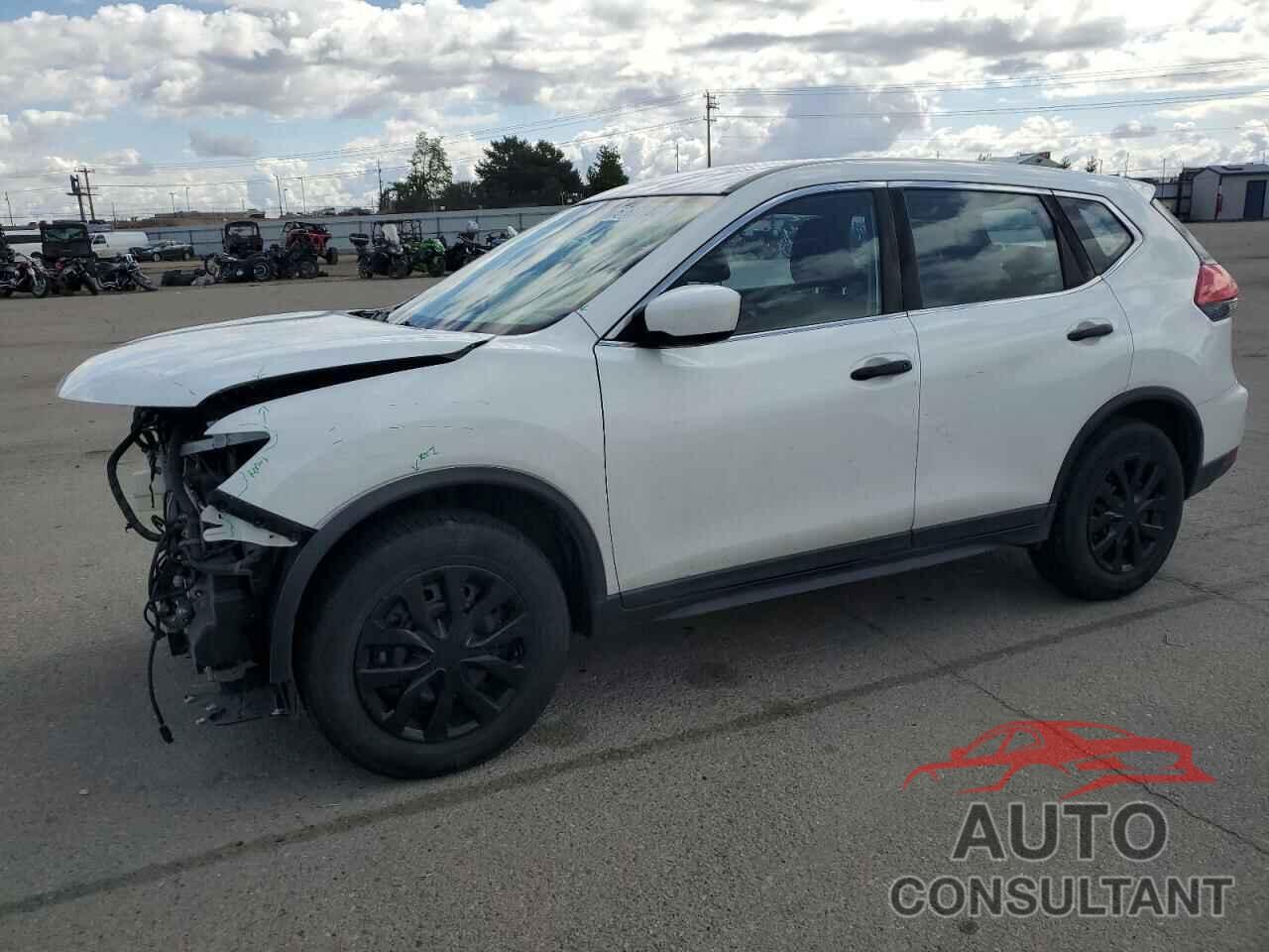 NISSAN ROGUE 2017 - KNMAT2MV0HP551187