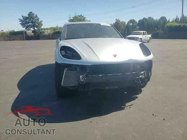 PORSCHE MACAN 2016 - WP1AB2A55GLB40850