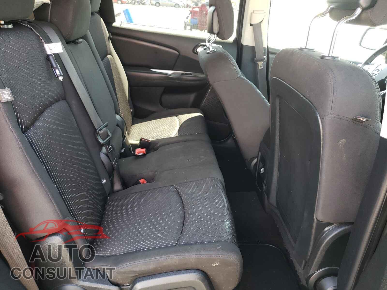 DODGE JOURNEY 2017 - 3C4PDCBB2HT529693
