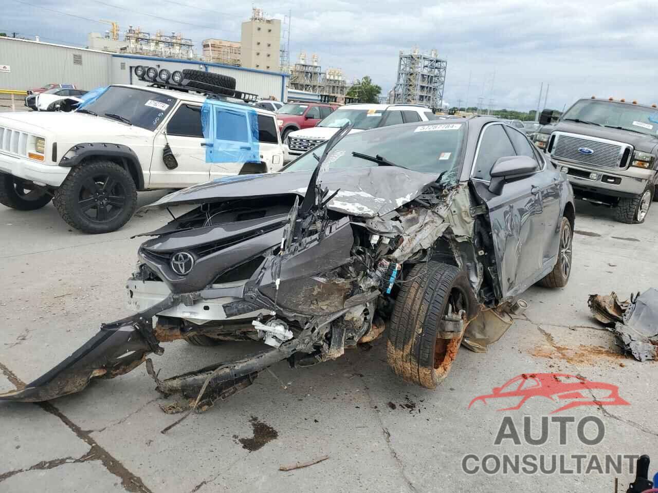 TOYOTA CAMRY 2021 - 4T1G11AKXMU525031
