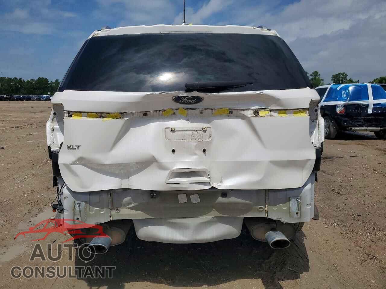 FORD EXPLORER 2018 - 1FM5K7D82JGB55453