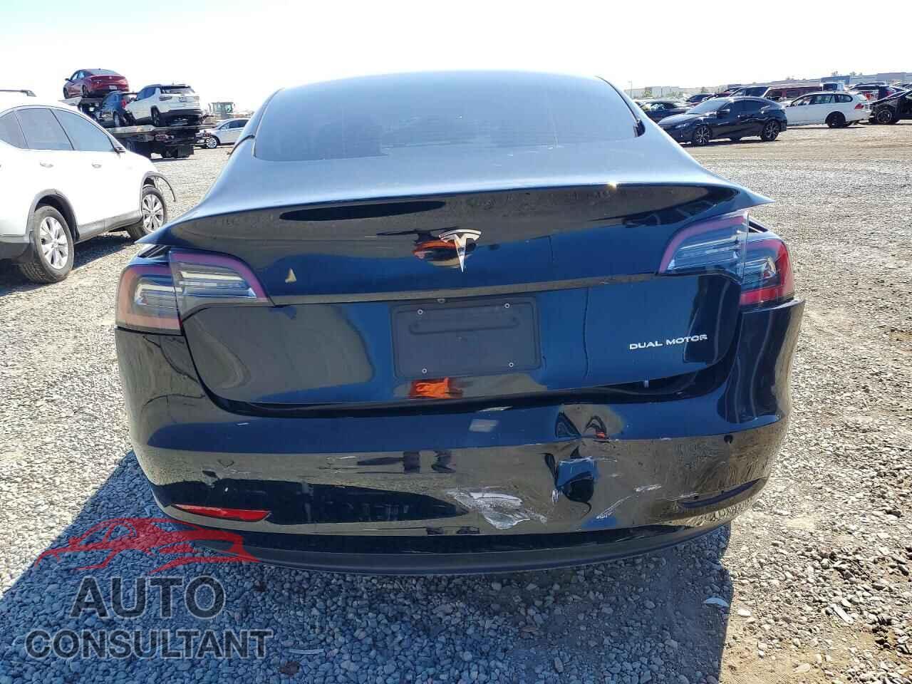 TESLA MODEL 3 2022 - 5YJ3E1EB8NF242879