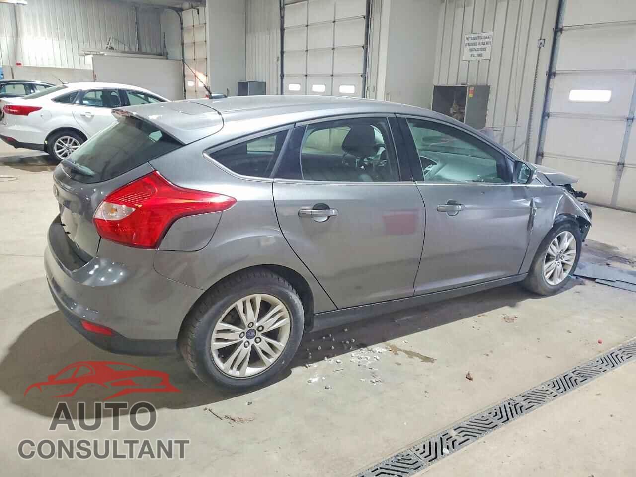 FORD FOCUS 2012 - 1FAHP3M22CL210636