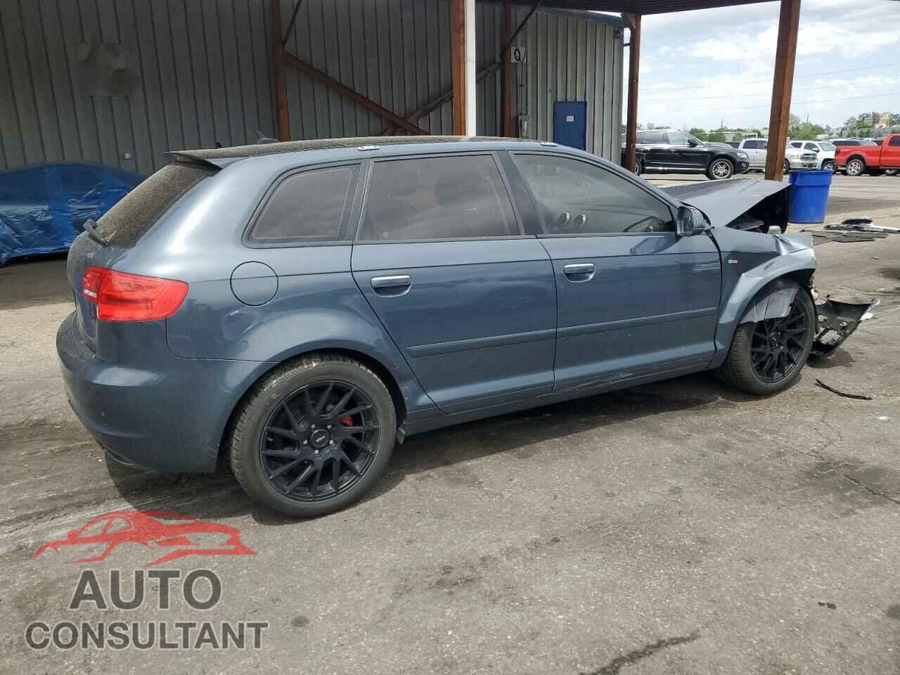 AUDI A3 2011 - WAUBJAFM9BA041906