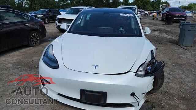 TESLA MODEL 3 2018 - 5YJ3E1EA7JF162183