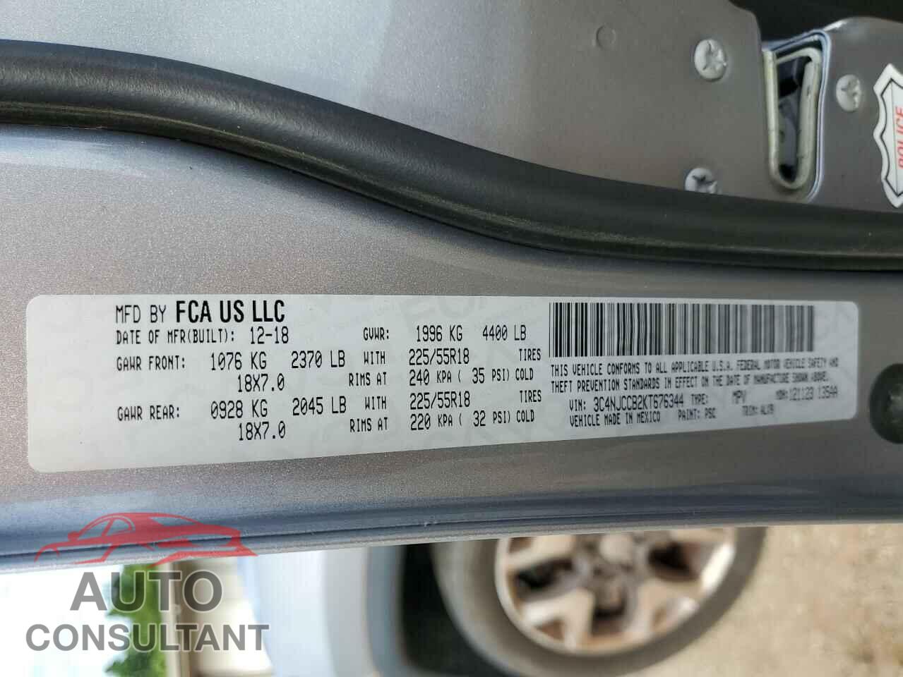 JEEP COMPASS 2019 - 3C4NJCCB2KT676344