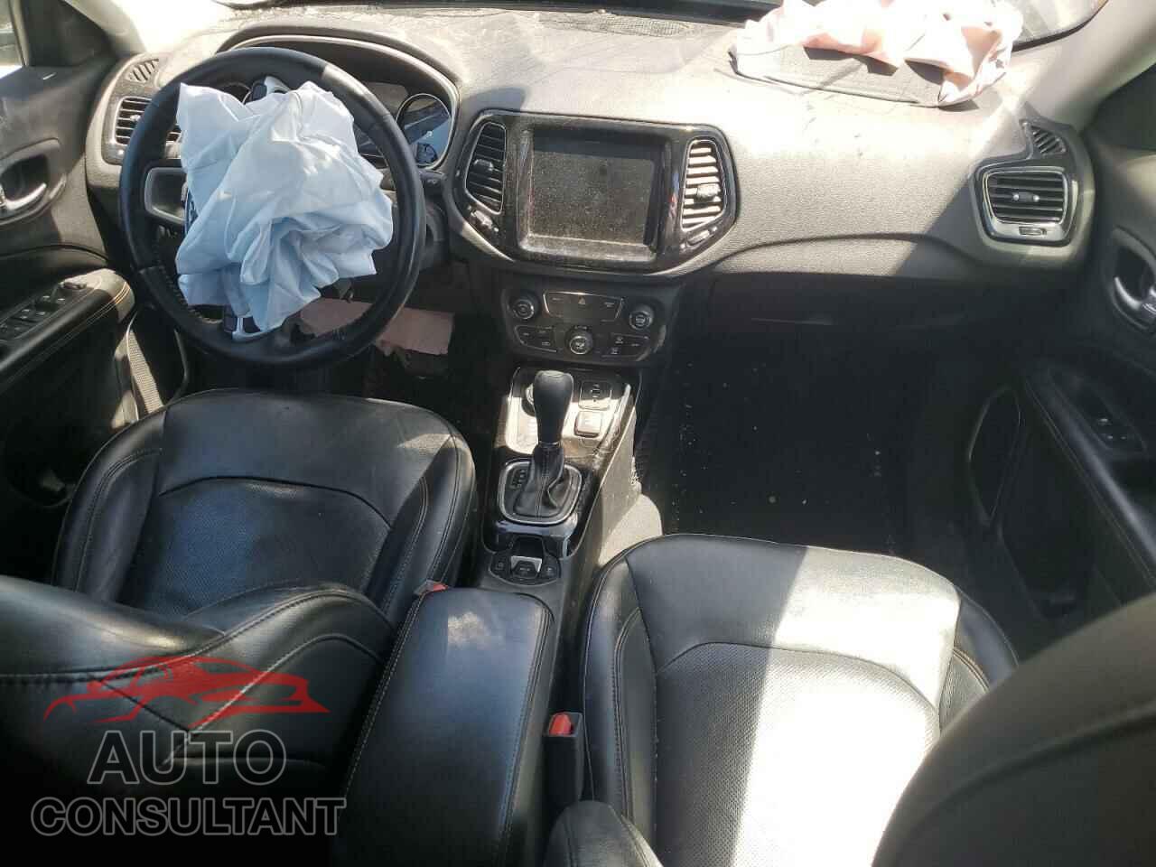 JEEP COMPASS 2018 - 3C4NJDCB0JT283494