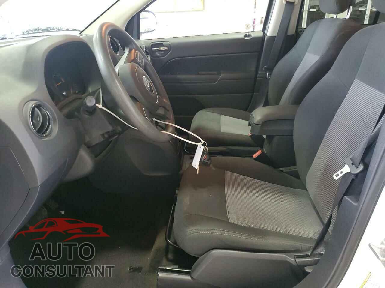 JEEP COMPASS 2015 - 1C4NJCBBXFD420353