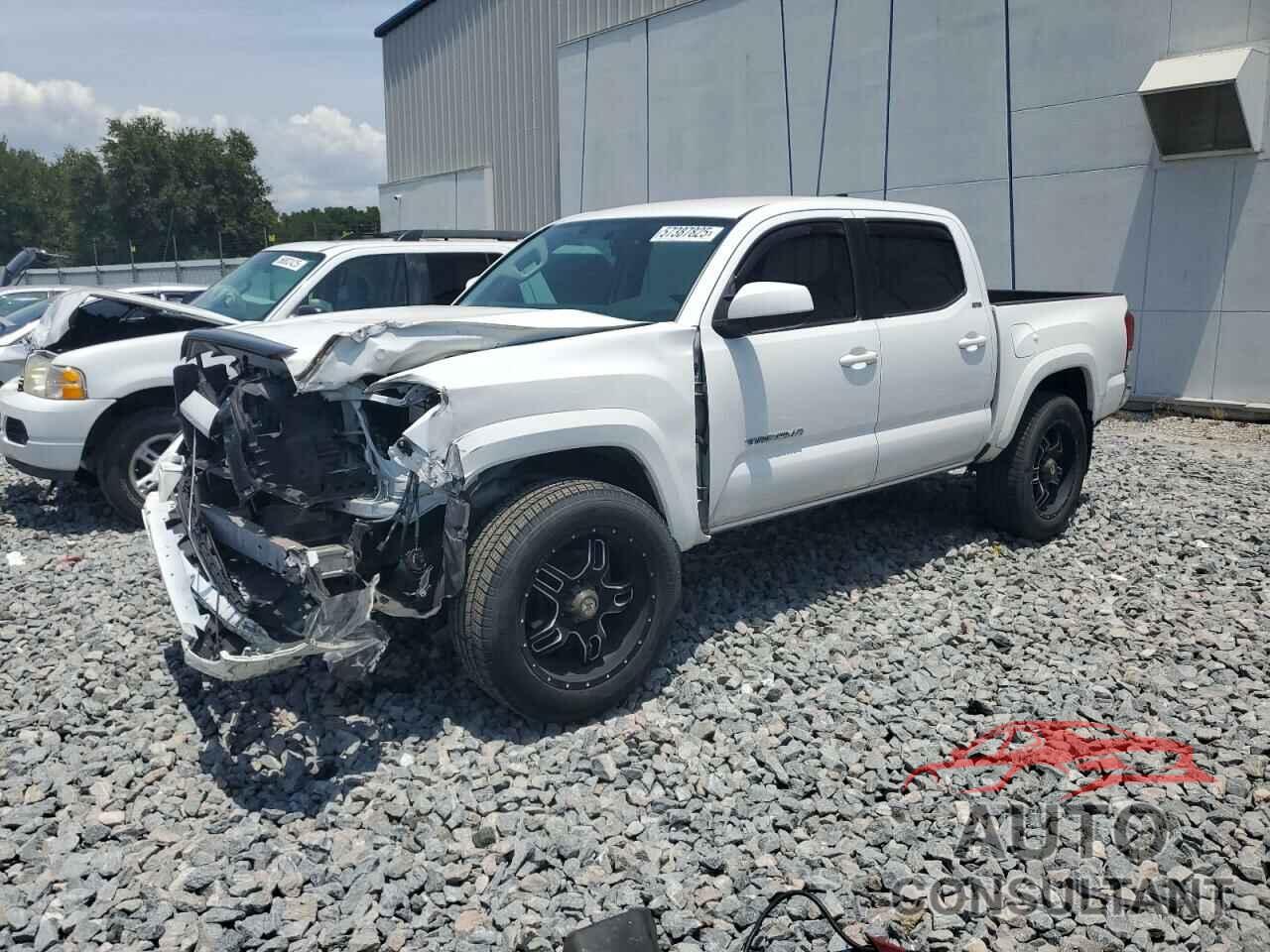 TOYOTA TACOMA 2017 - 5TFCZ5AN1HX058339