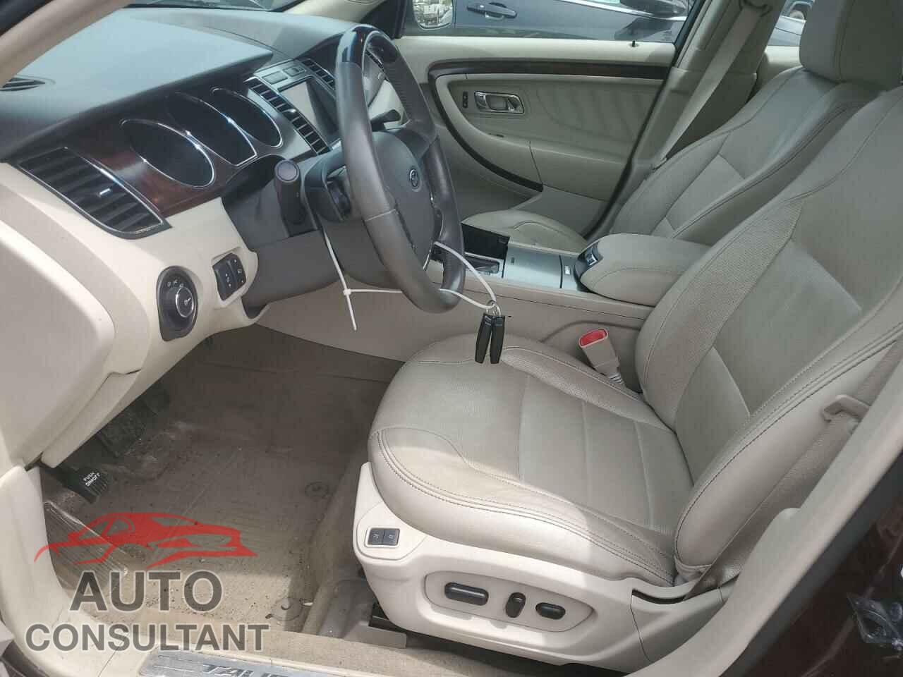 FORD TAURUS 2011 - 1FAHP2FW2BG173976