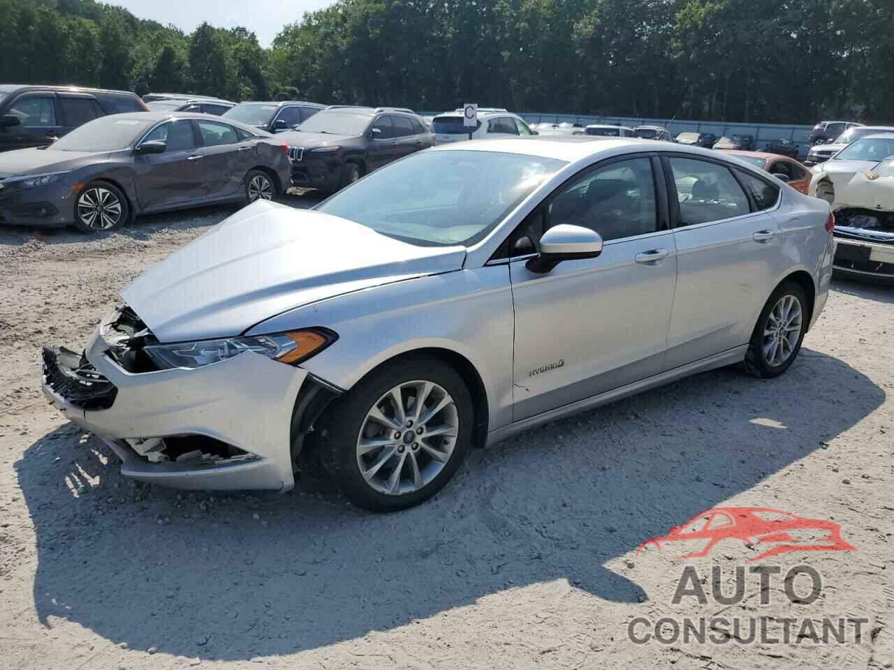 FORD FUSION 2017 - 3FA6P0LU2HR232525