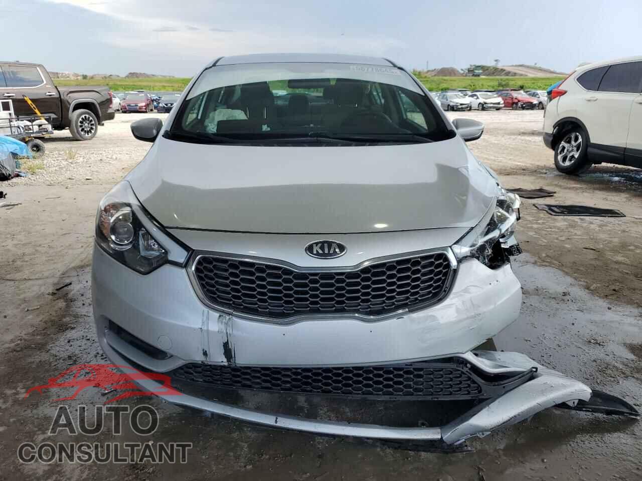 KIA FORTE 2016 - KNAFK4A69G5517323