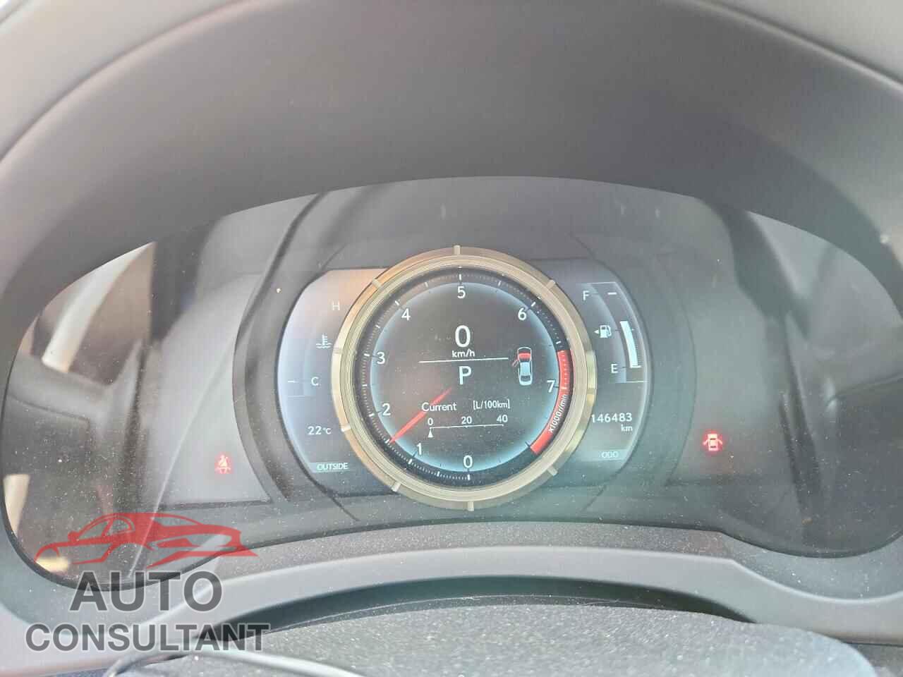 LEXUS IS 2015 - JTHCF1D29F5018021