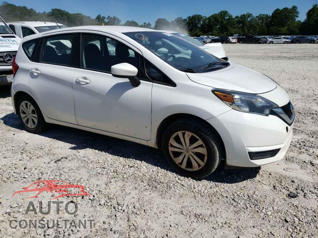 NISSAN VERSA 2017 - 3N1CE2CP3HL372002