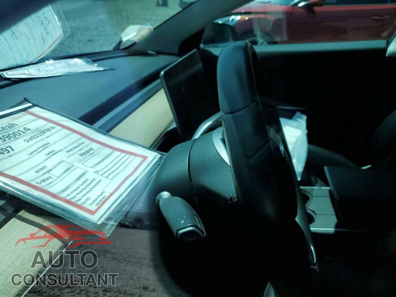 TESLA MODEL 3 2019 - 5YJ3E1EB3KF390014
