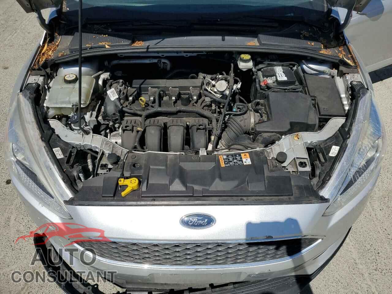 FORD FOCUS 2017 - 1FADP3E23HL271255