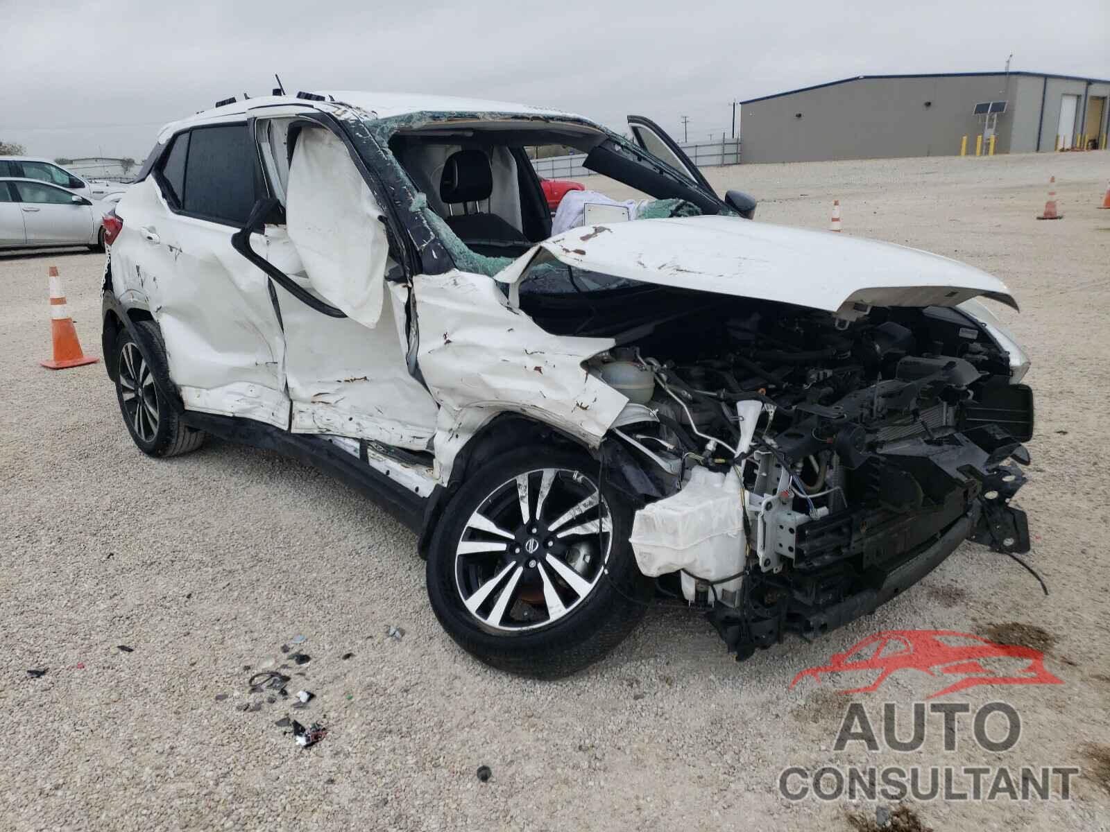 NISSAN KICKS 2019 - 3N1CP5CU6KL533046