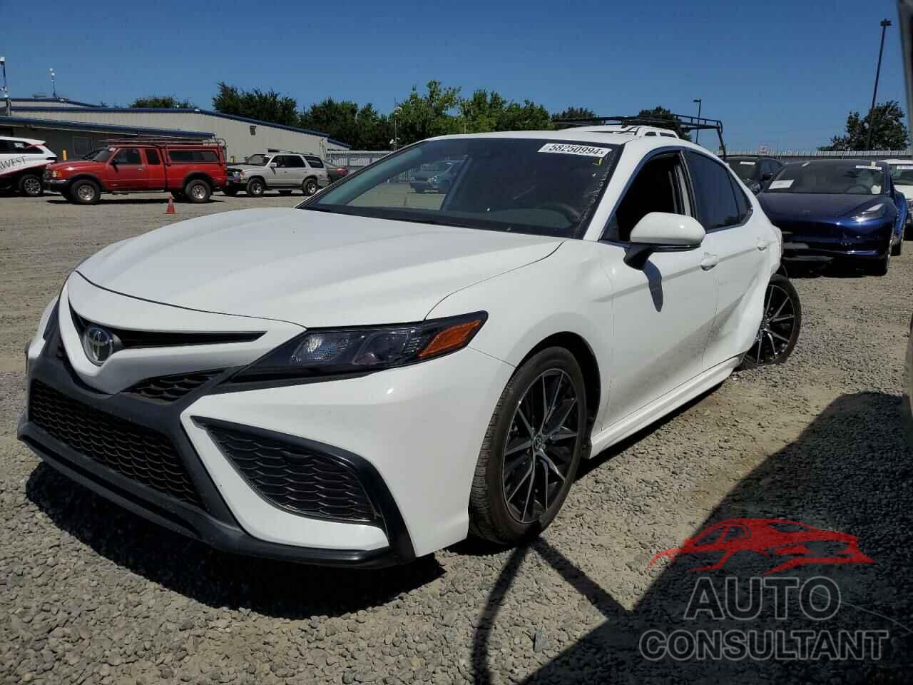 TOYOTA CAMRY 2024 - 4T1G11AKXRU869031