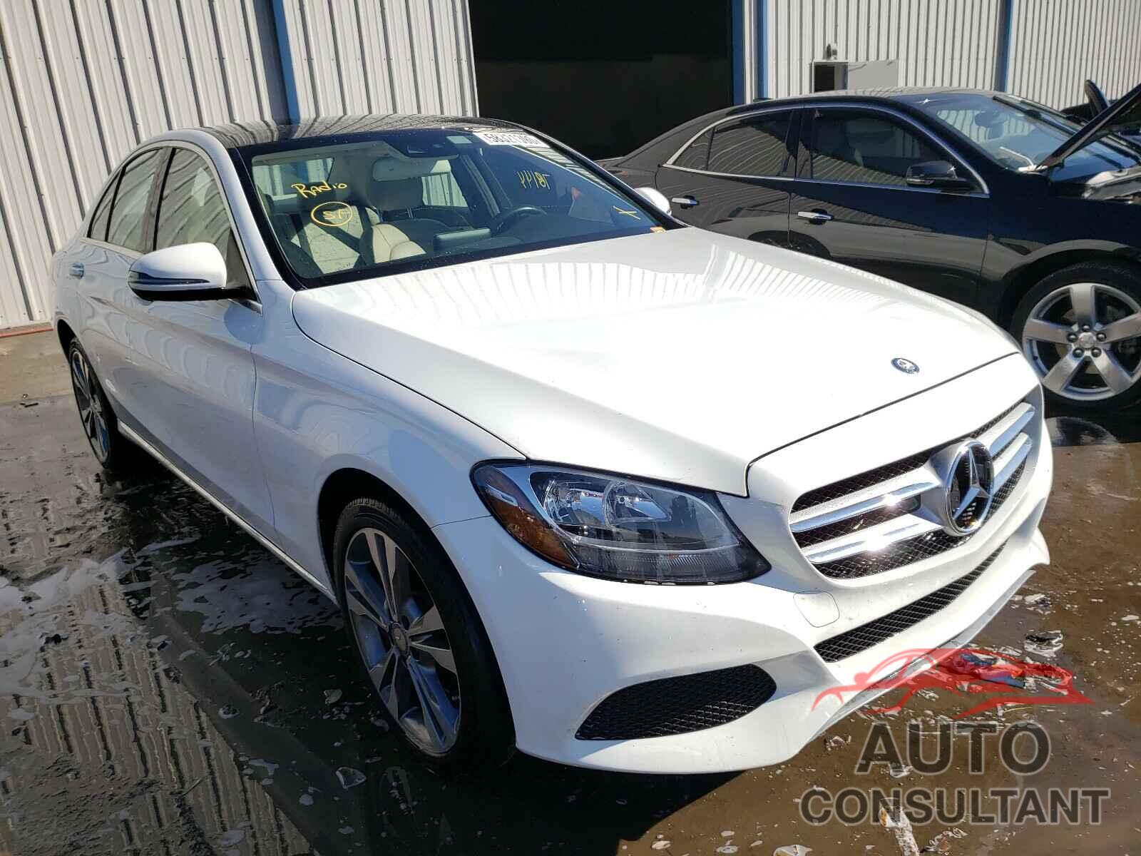 MERCEDES-BENZ C CLASS 2016 - 55SWF4KB4GU155272