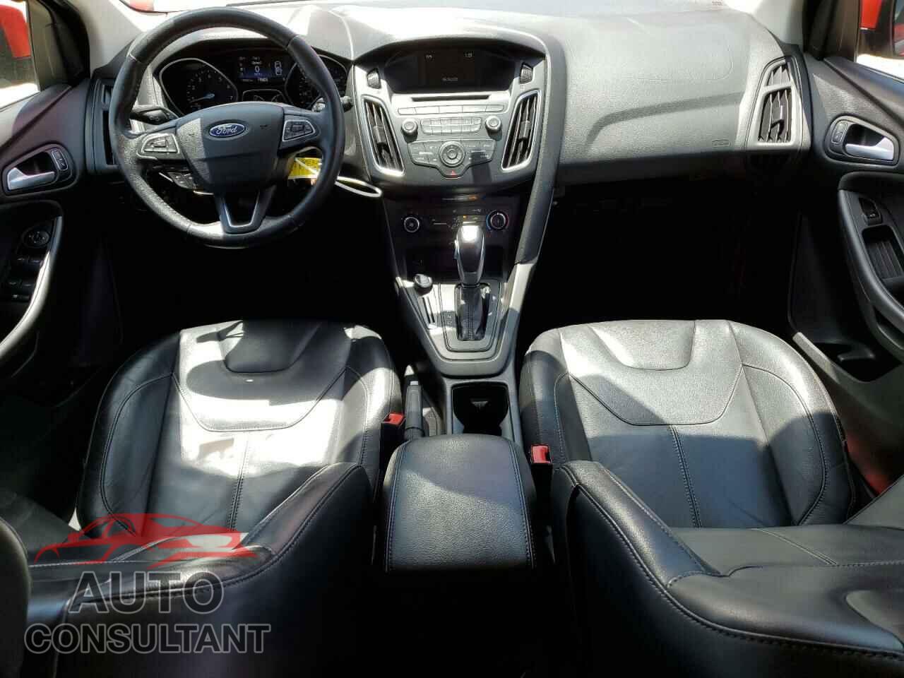 FORD FOCUS 2015 - 1FADP3K2XFL361469