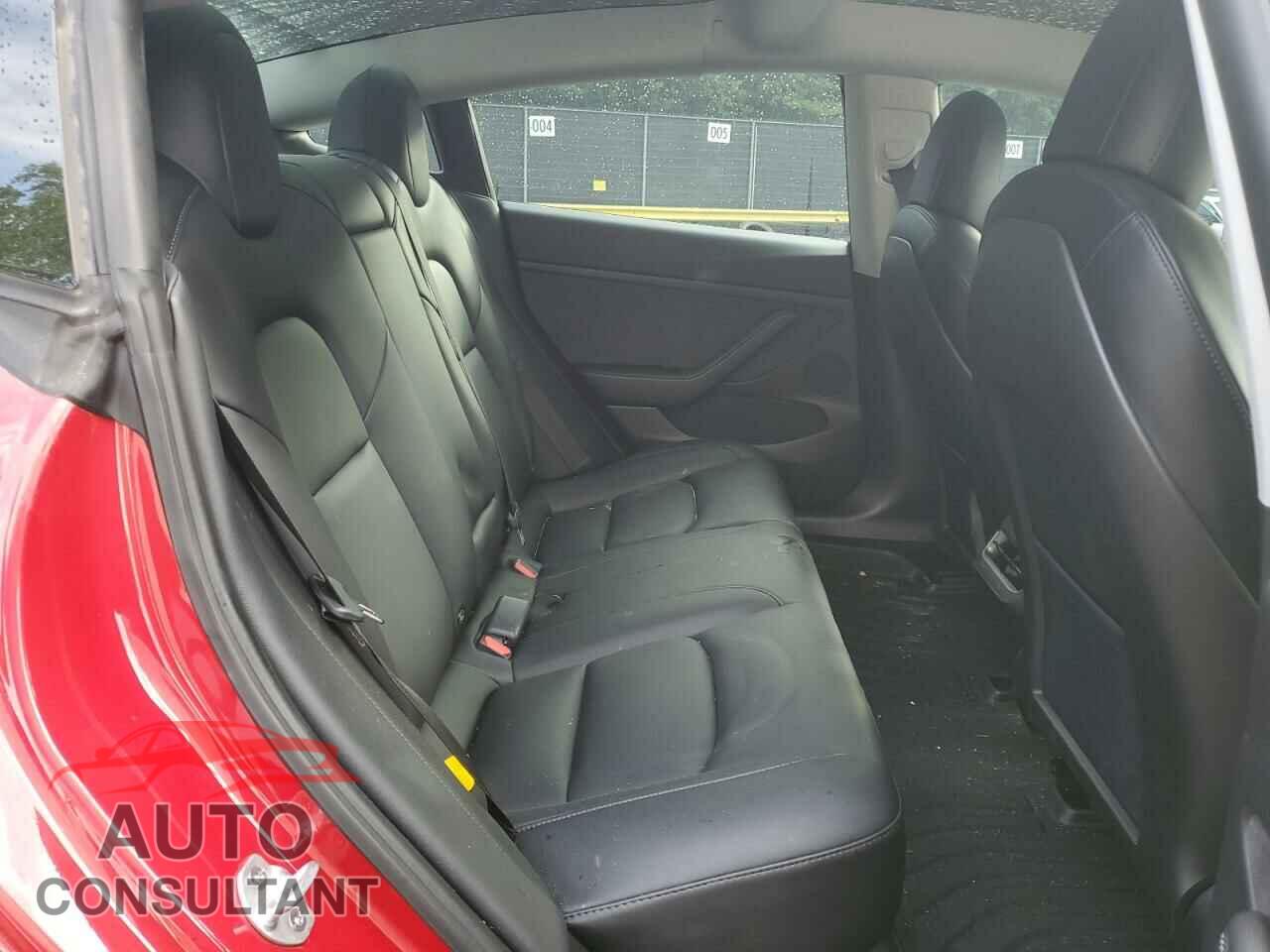 TESLA MODEL 3 2021 - 5YJ3E1EA4MF042992