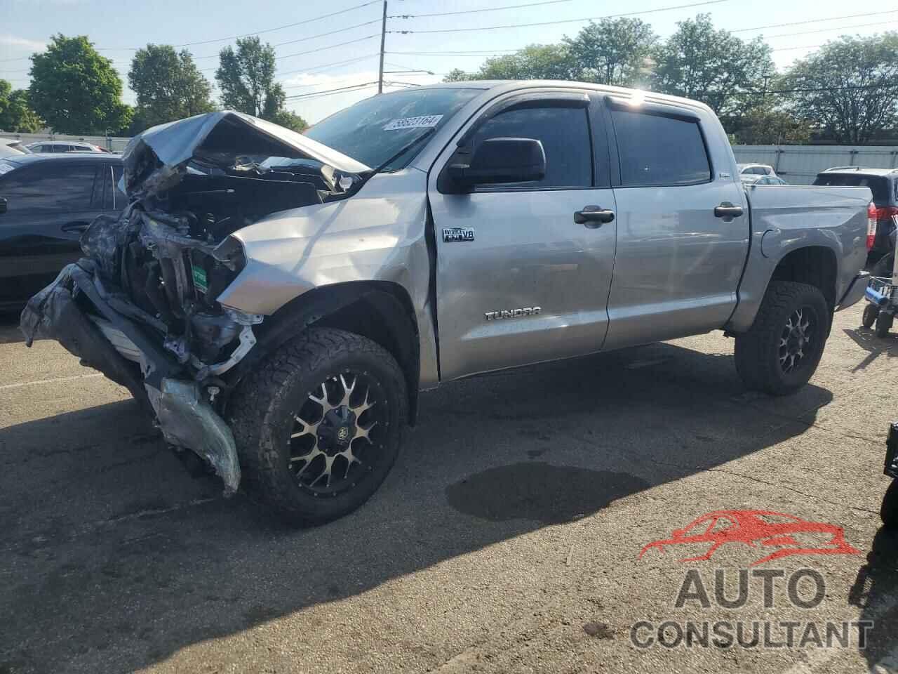 TOYOTA TUNDRA 2017 - 5TFDW5F19HX632754