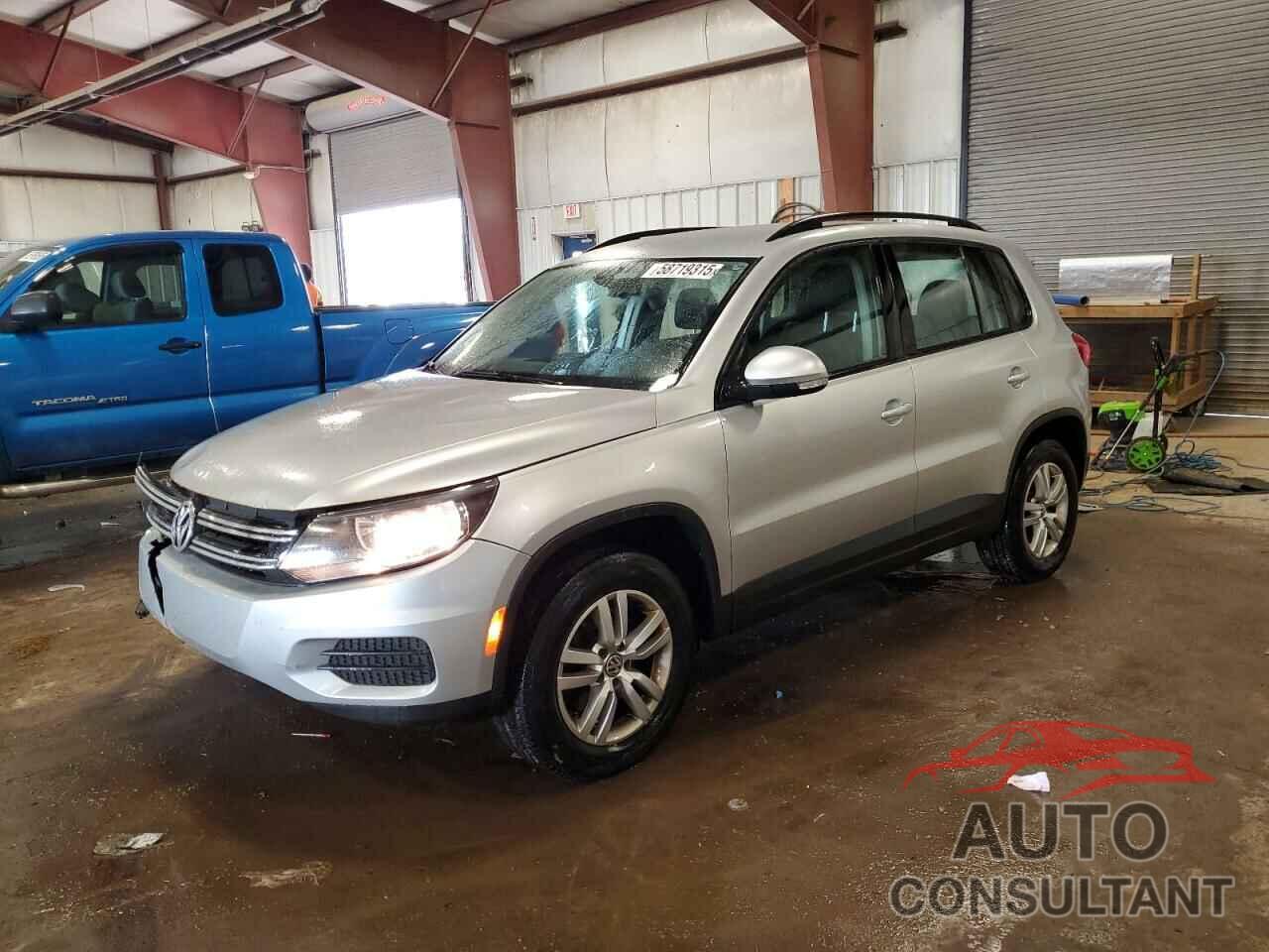 VOLKSWAGEN TIGUAN 2017 - WVGAV7AX9HW501192