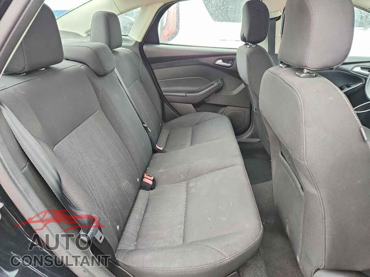 FORD FOCUS 2016 - 1FADP3F29GL368876