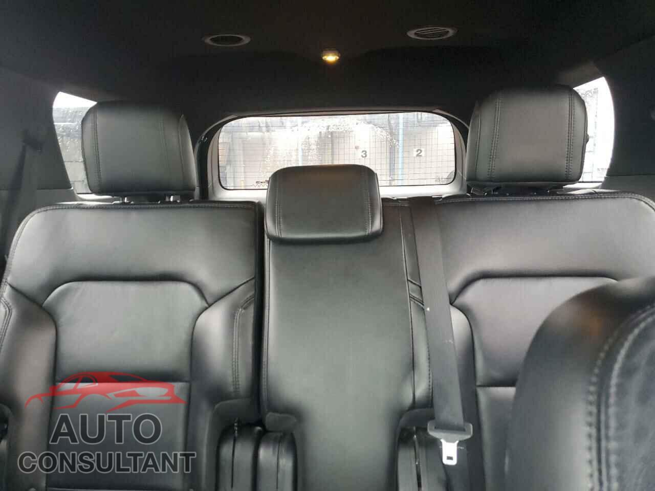 FORD EXPLORER 2017 - 1FM5K8D8XHGC84816