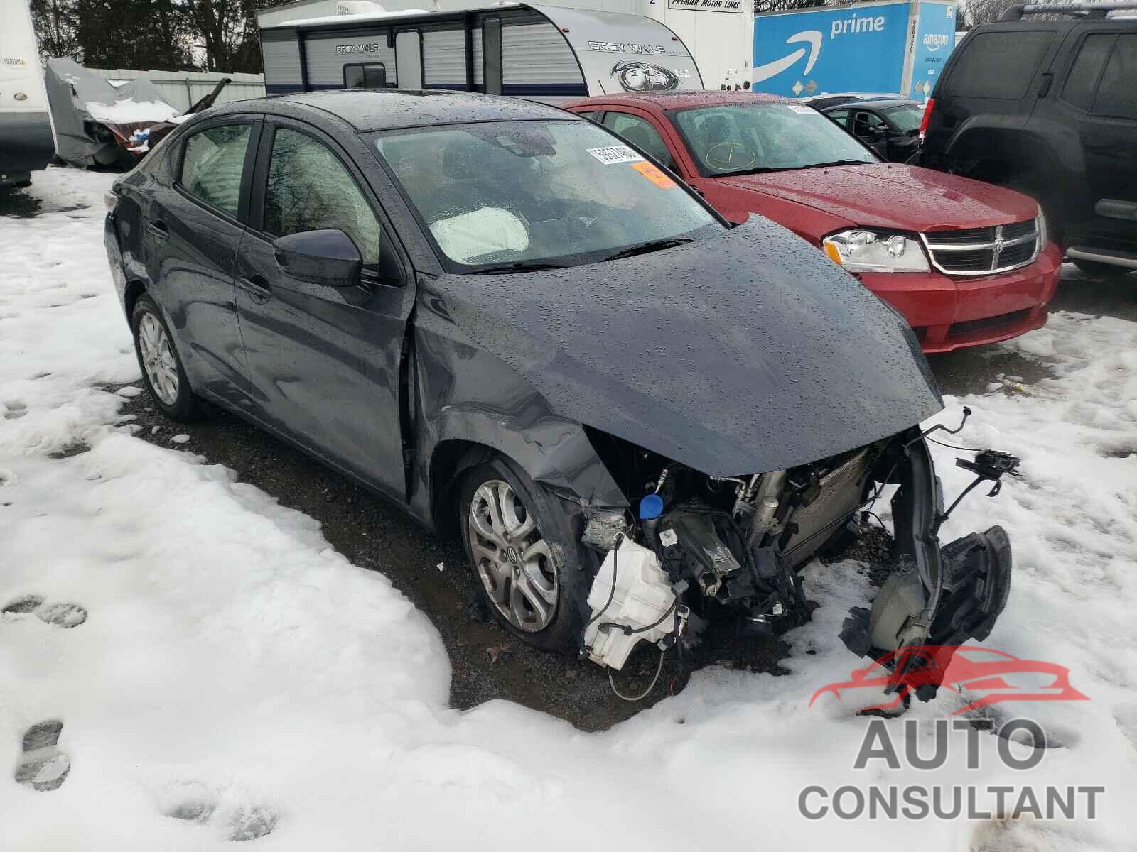 TOYOTA YARIS 2018 - 3MYDLBYV6JY326382