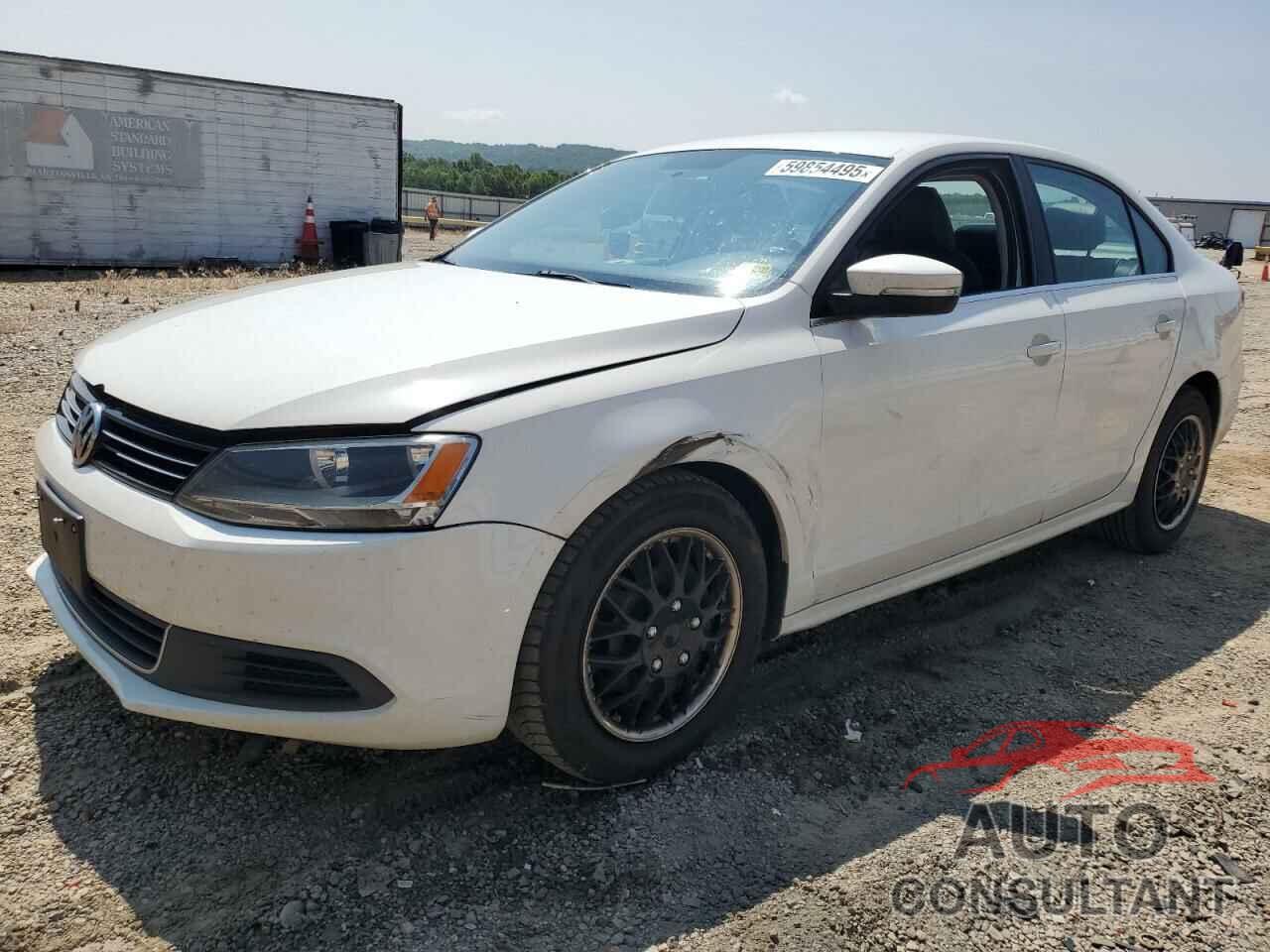 VOLKSWAGEN JETTA 2013 - 3VWDP7AJ9DM418635