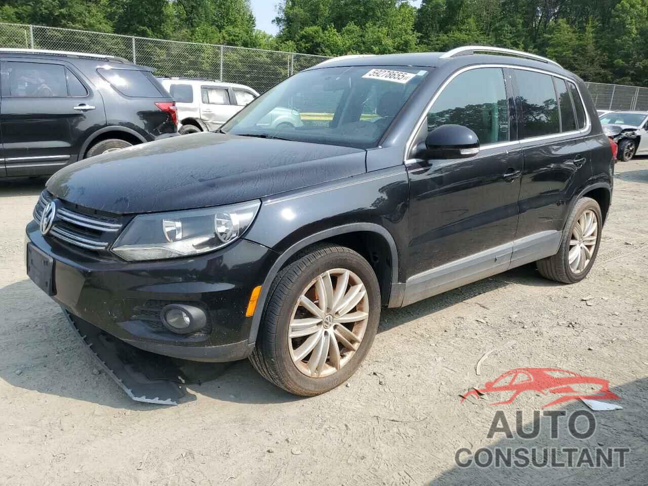 VOLKSWAGEN TIGUAN 2015 - WVGBV7AX8FW522441