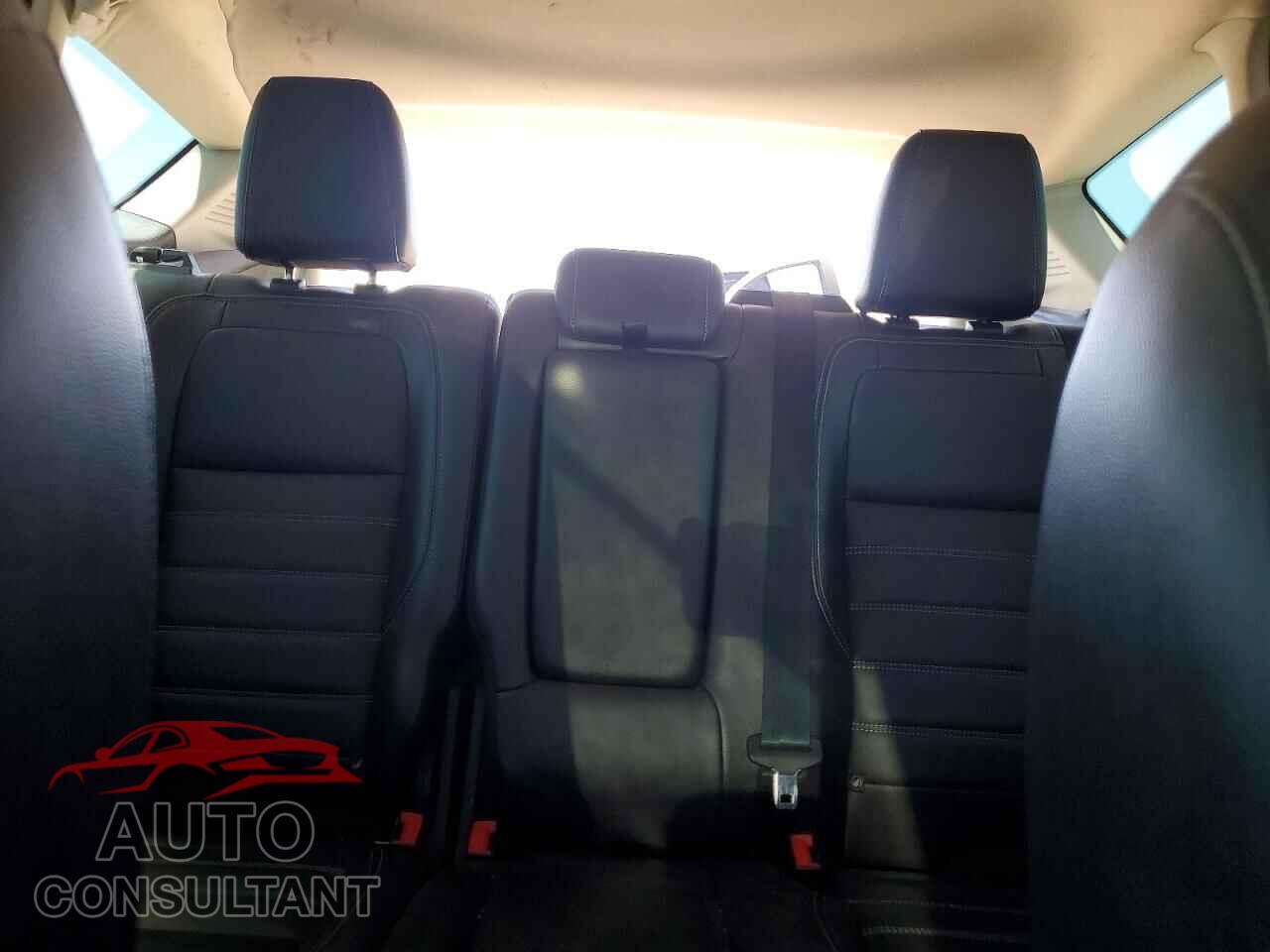 FORD CMAX 2017 - 1FADP5FU9HL104314