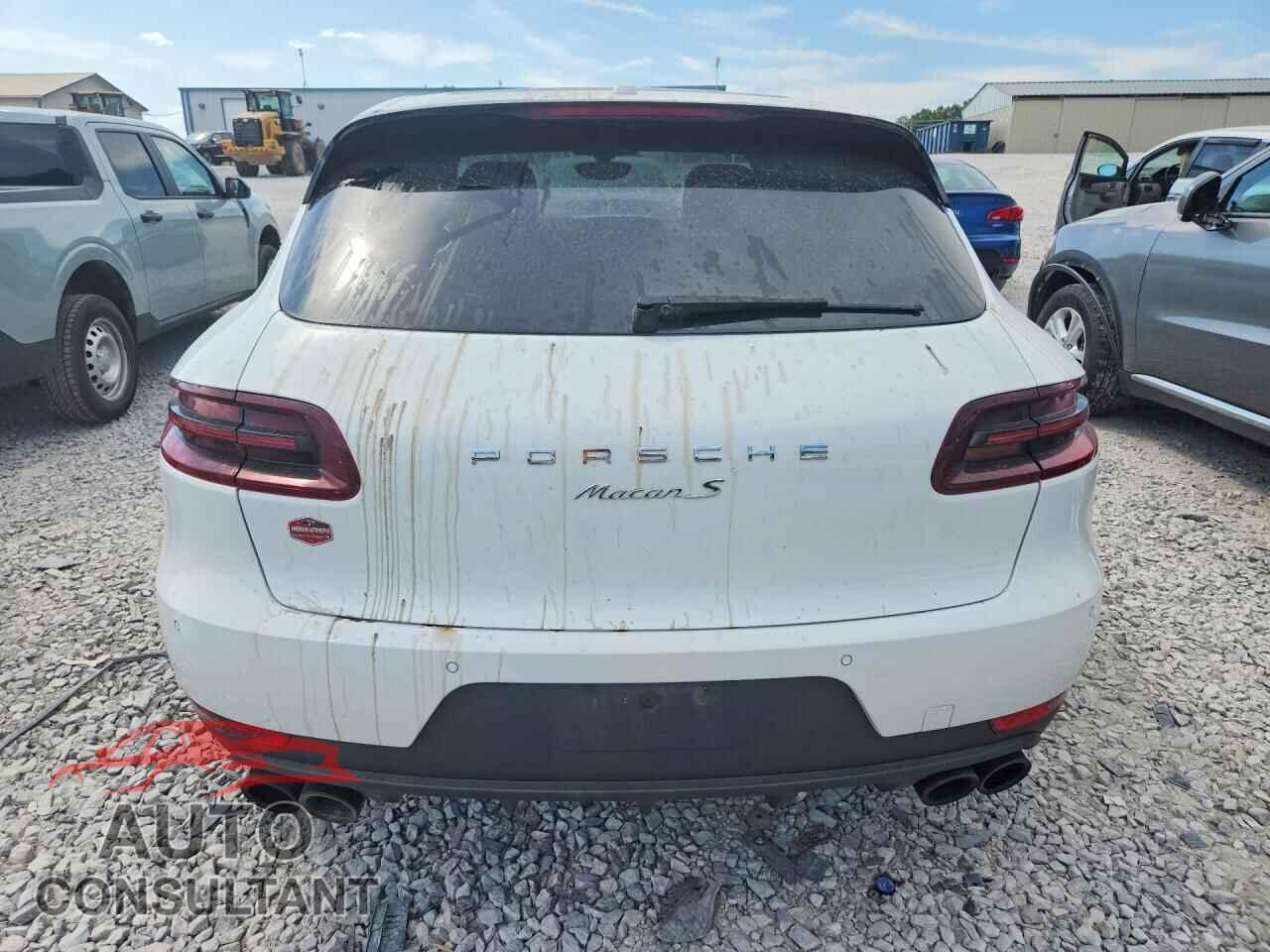 PORSCHE MACAN 2015 - WP1AB2A52FLB43073