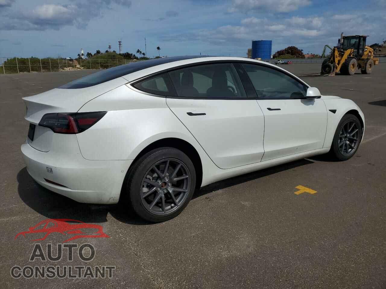 TESLA MODEL 3 2022 - 5YJ3E1EA0NF119665