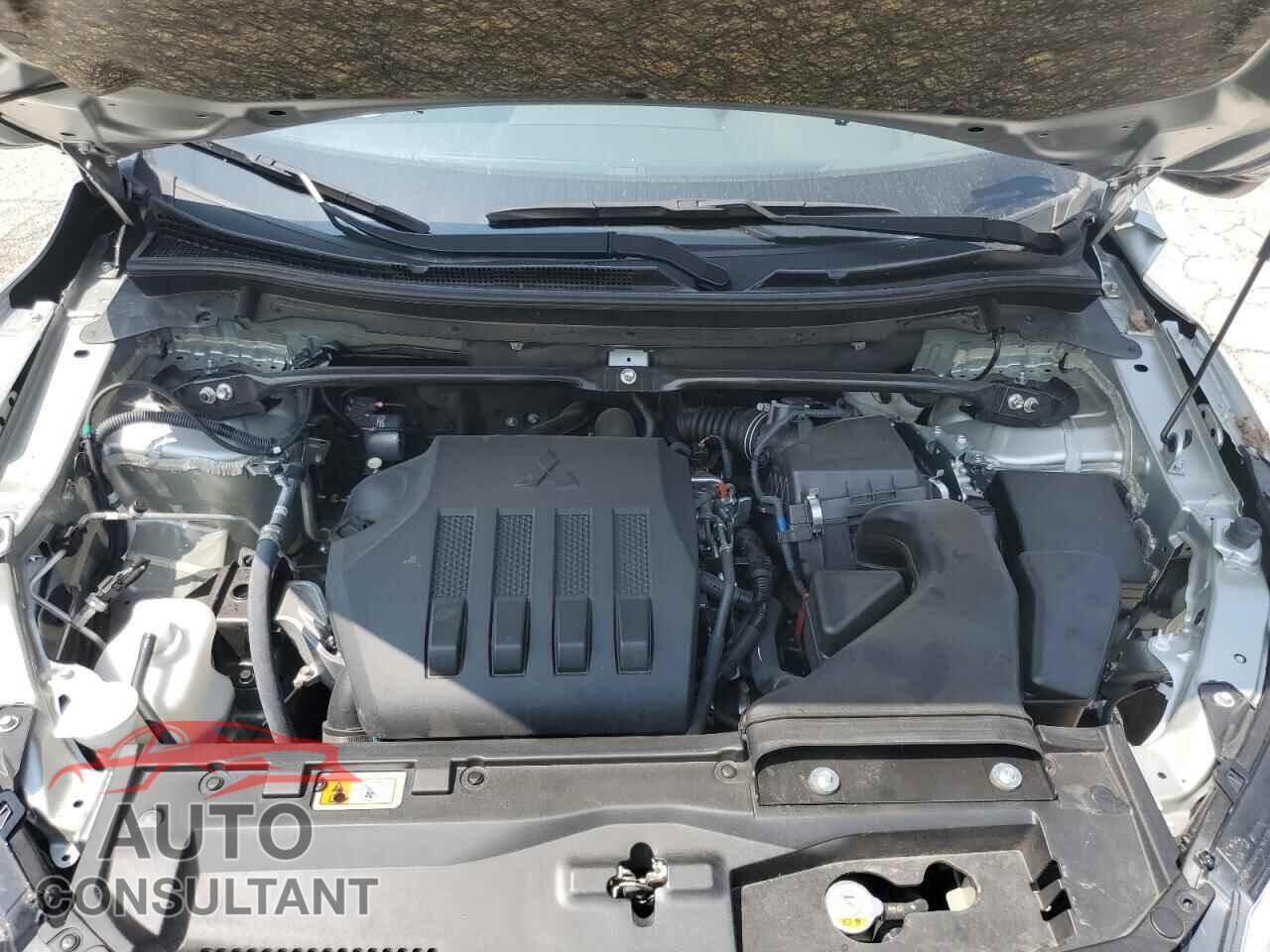 MITSUBISHI ECLIPSE 2024 - JA4ATUAA2RZ063811