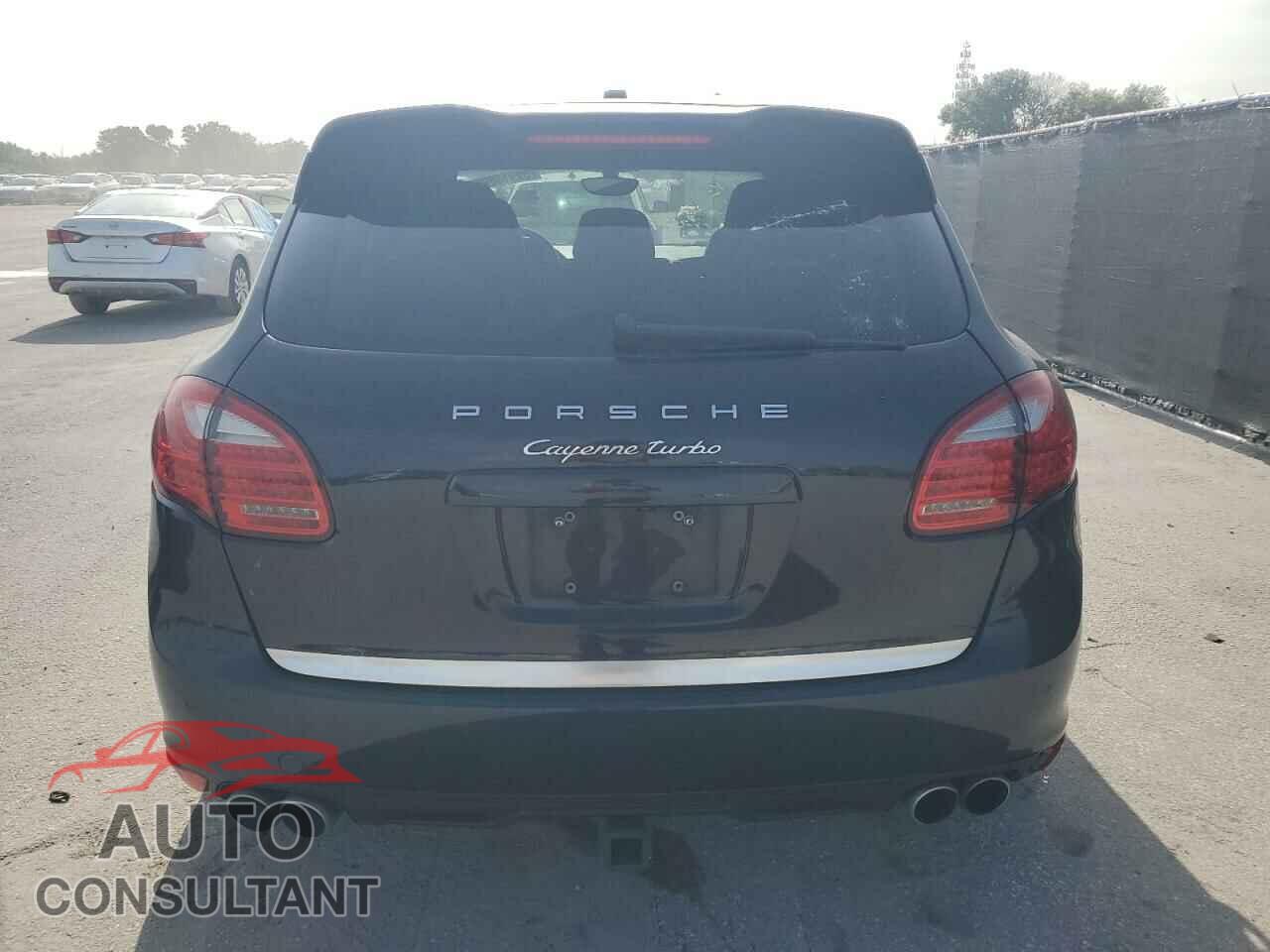 PORSCHE CAYENNE 2013 - WP1AC2A25DLA91454