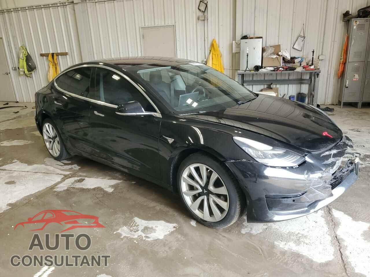 TESLA MODEL 3 2018 - 5YJ3E1EB2JF086624