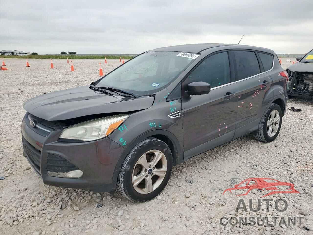 FORD ESCAPE 2015 - 1FMCU0G7XFUB18641